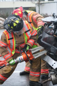 volunteer firefighters vehicle extrication training